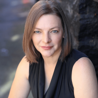 Rachel Burttram Headshot